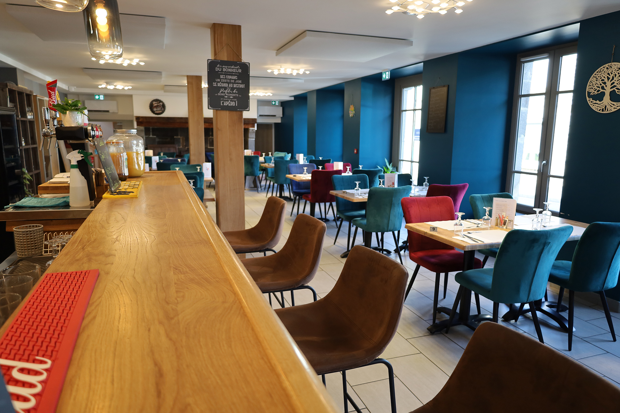 Le Relais de Poste - Ally - Chambres d'hôtes Restaurant