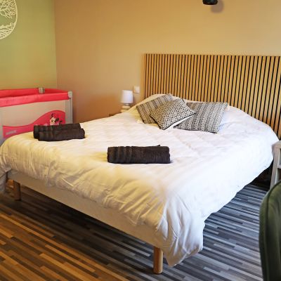 Le Relais de Poste - Ally - Chambres d'hôtes